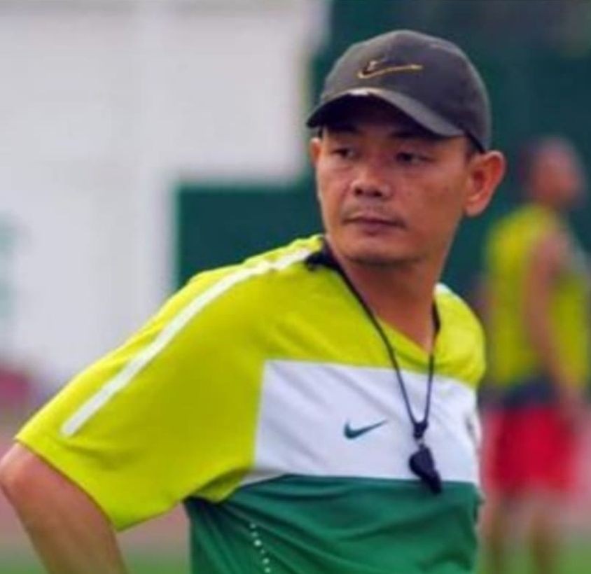 Liestiadi Resmi Melatih Sriwijaya FC Musim 2022