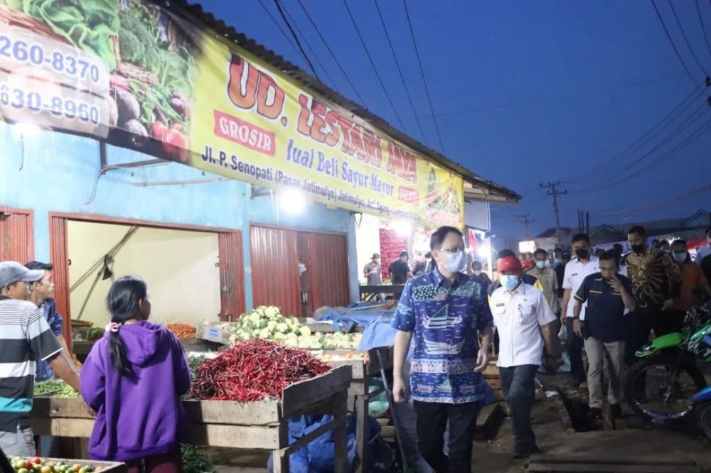 Wamendag RI Sidak Pasar Lampung, Migor Curah Masih Dijual di Atas HET