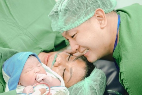 Lahir di Tanggal Cantik, Nama Anak Pertama Regina Ivanova dan Artinya