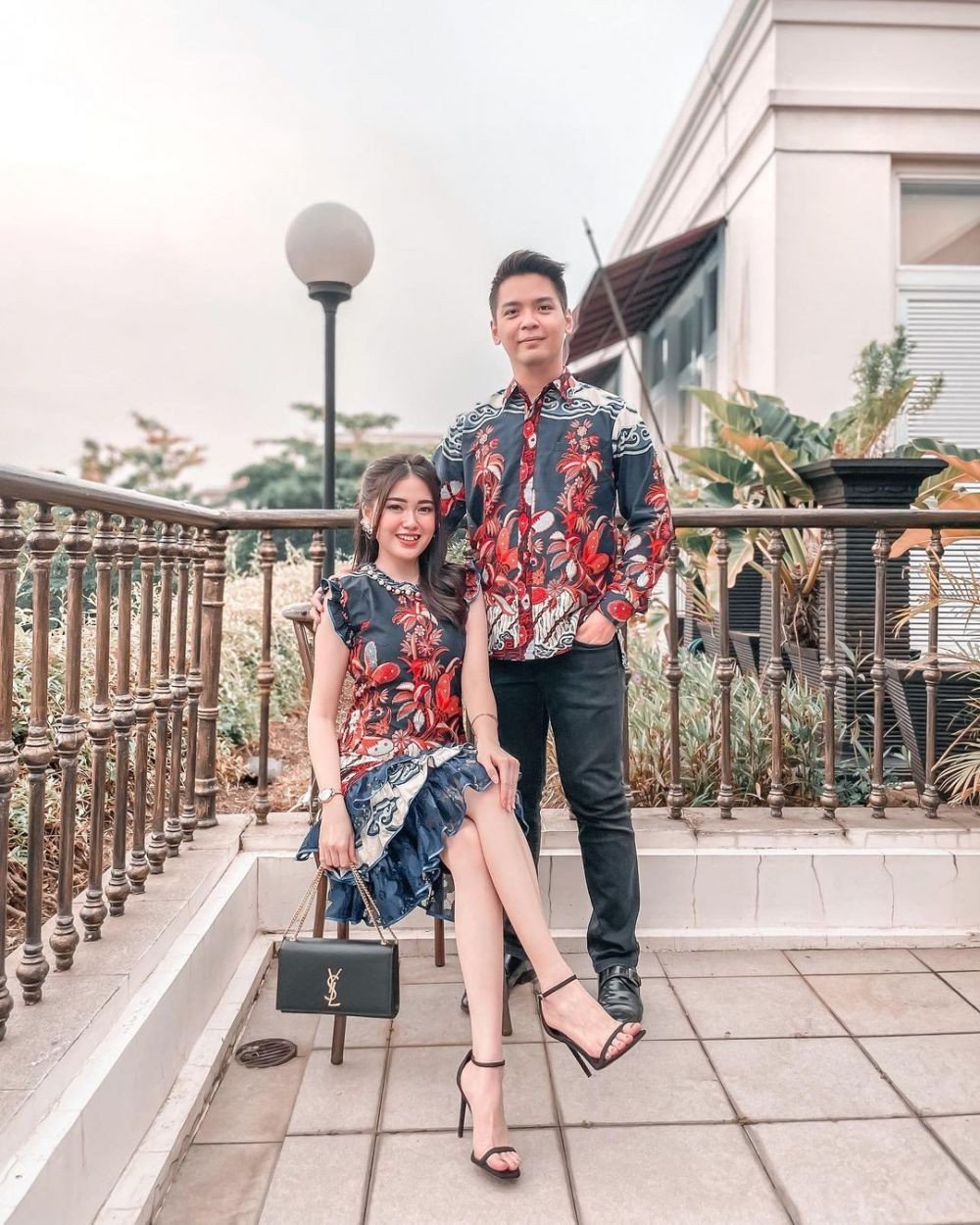 Dress Dan Ootd Couple Kondangan Warna Navy Berkelas