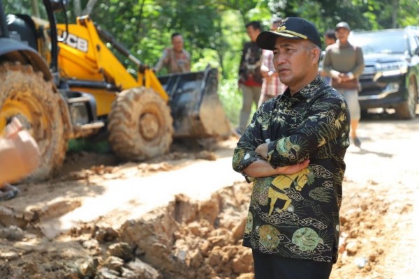 Bupati Muba Minta Perusahaan Migas Bereskan Jalan Rusak