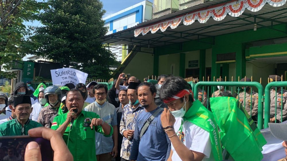 Dituding Tak Bawa Perbaikan, Massa PPP Surabaya Minta Suharso Mundur