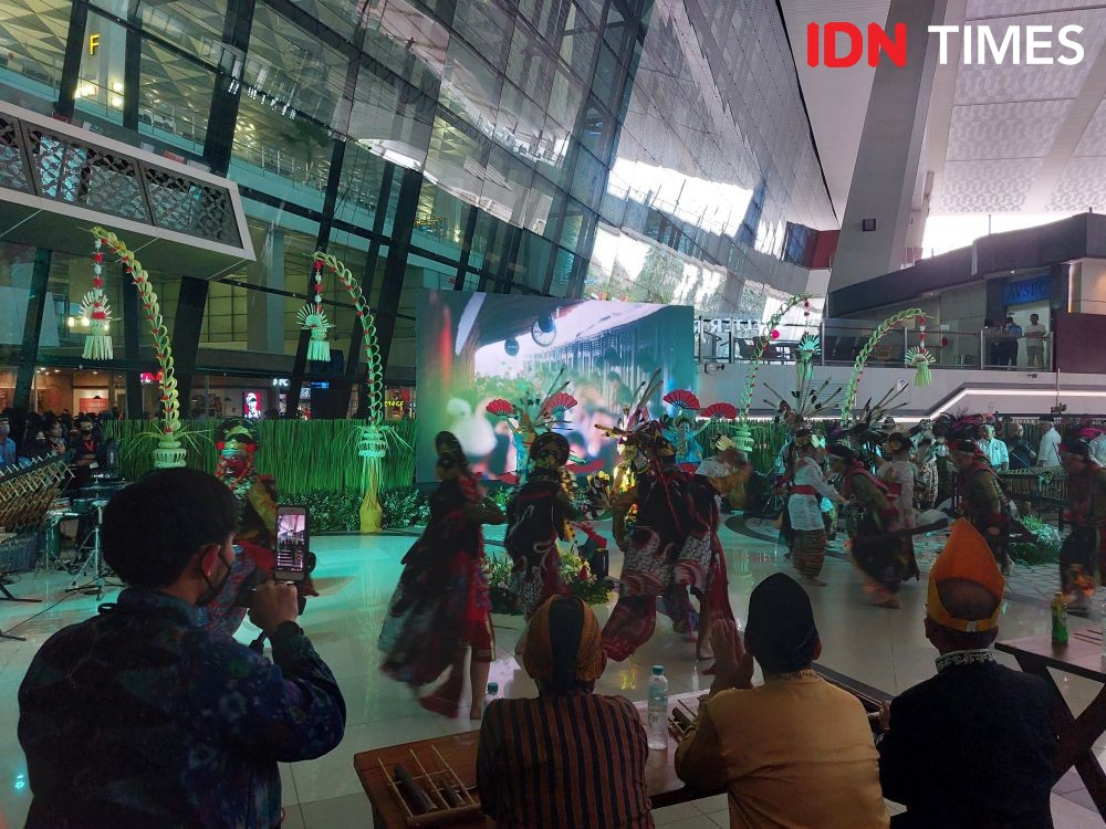 Erick Thohir Minta Pengelola Bandara Utamakan Penumpang Domestik