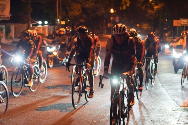 Gowes Sejauh 508 Km, Puluhan Pesepeda Diadang Hujan Lebat di Alas Roban