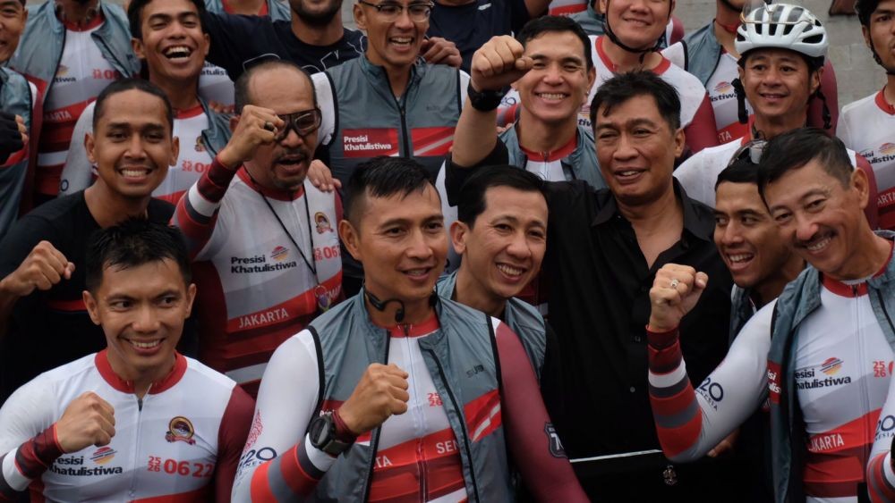 Gowes Sejauh 508 Km, Puluhan Pesepeda Diadang Hujan Lebat di Alas Roban