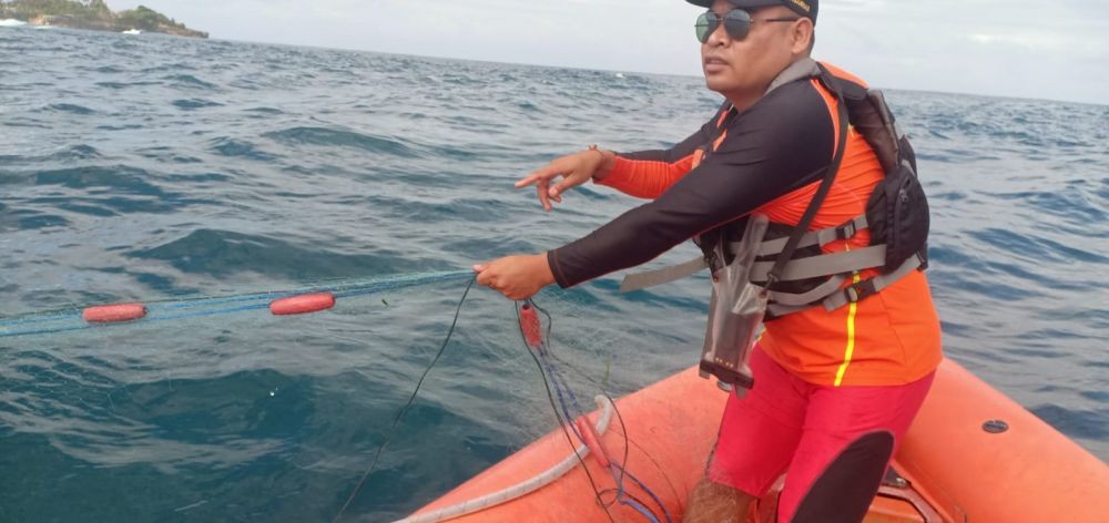 Nelayan Tenggelam Setelah Diterjang Ombak Nusa Lembongan