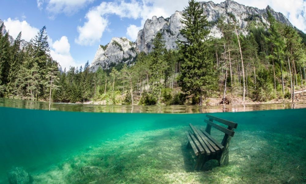 Danau Terindah Di Dunia, Panoramanya Bikin Mata Tak Berkedip