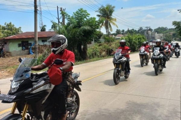 Serunya Rolling City dengan New CB150X di Rantau Prapat