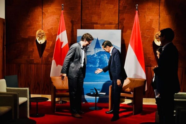PM Kanada: Setiap Warga China Harus Diizinkan Mengikuti Demonstrasi