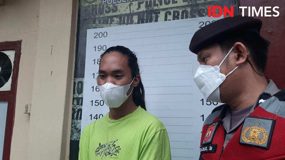 Viral Pengendara Motor di Makassar Kibas Daster Pamer Pakaian Dalam 