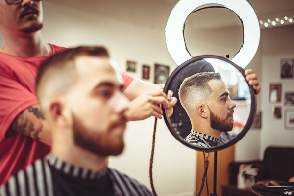 5 Barbershop Populer dan Favorit di Jalan Dokter Mansyur Medan