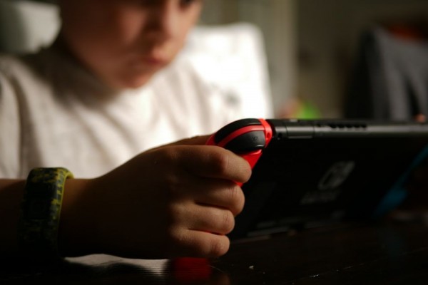 Studi: Video Game Bisa Bikin Otak Anak Makin Cerdas