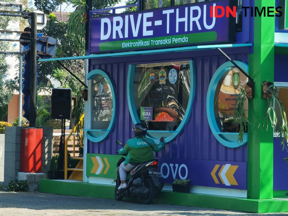 Pertama di Indonesia Grab OVO Buka Drive Thrue ETP di Solo