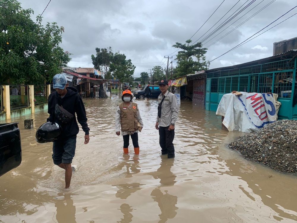 Bengkulu Dikepung Banjir! Lima Kecamatan dan Ratusan Rumah Terendam