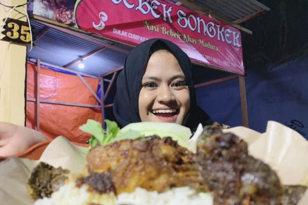 Bebek Songkek, Kuliner Lezat Tak Bikin Bokek