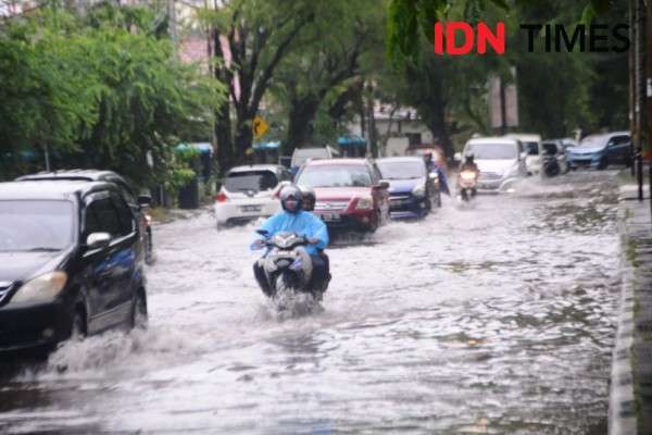 Curah Hujan Tinggi Sebagian Banjarmasin Terendam Banjir