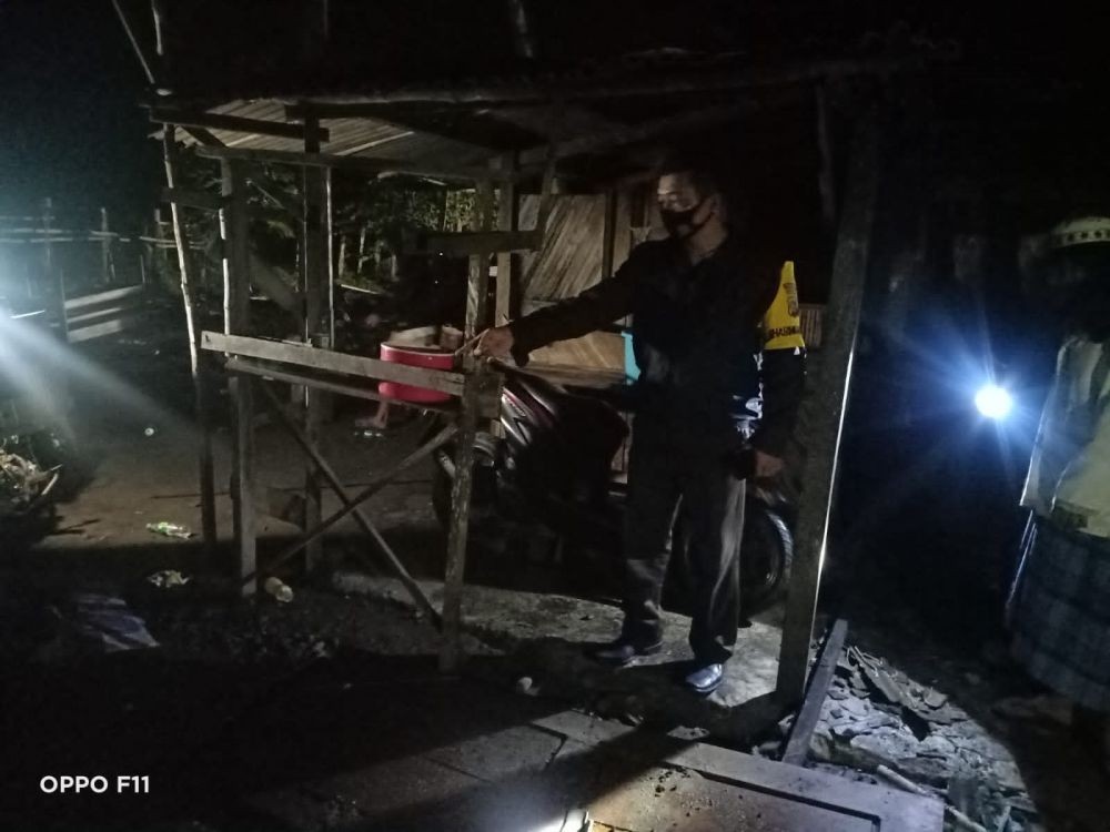 Rumah Penjual Bensin Eceran Hangus Terbakar di Sumbawa 