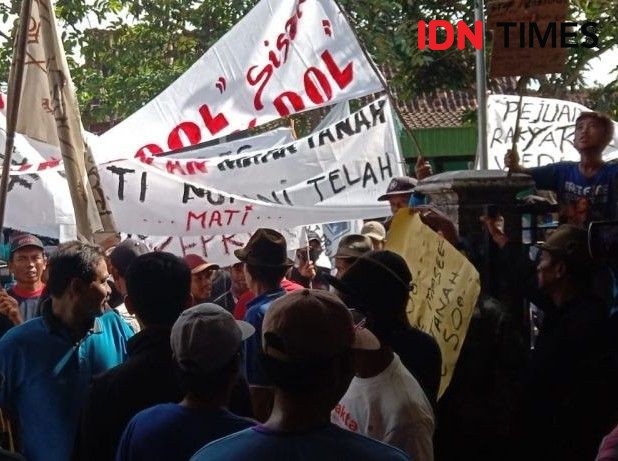 Rawa Dialihfungsikan Jadi Tambak, Petani Lamongan Demo