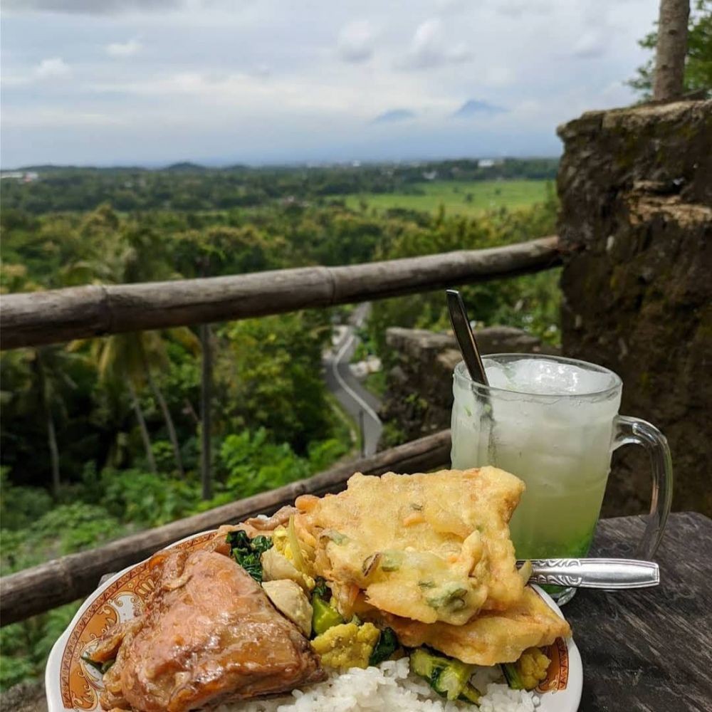 Tempat Makan Dengan Pemandangan Cantik Di Yogyakarta