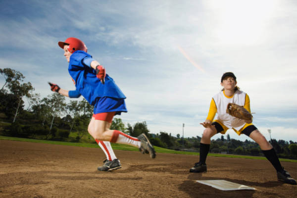 5 Teknik Dasar Permainan Rounders Dan Cara Melakukannya