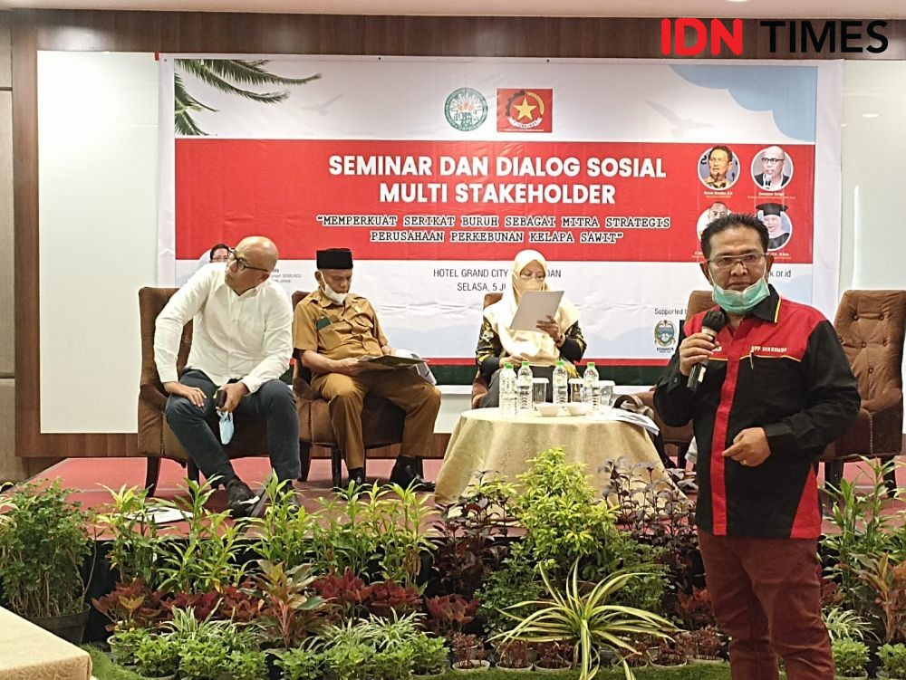 Perkuat Serikat Buruh untuk Wujudkan Sawit Indonesia Berkelanjutan