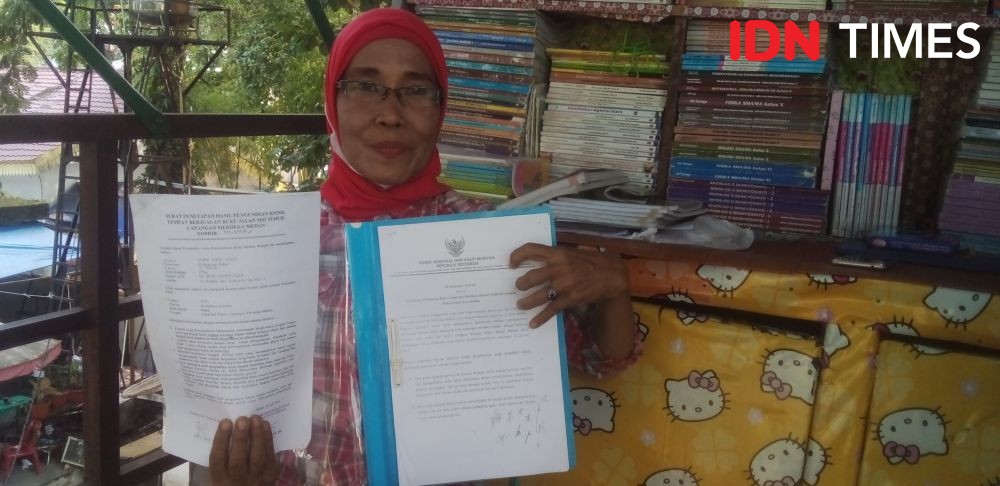 Pedagang Buku Lapangan Merdeka akan Dipindah: Pak Jokowi Lihat Kami!