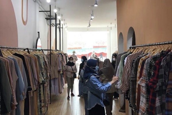Rekomendasi 8 Tempat Belanja Baju Lebaran Murah dan Trendi di Lampung!