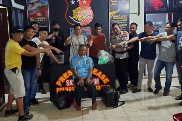Bersenggolan dan Saling Tatap, Kakek ini Tikam Honorer Dishub