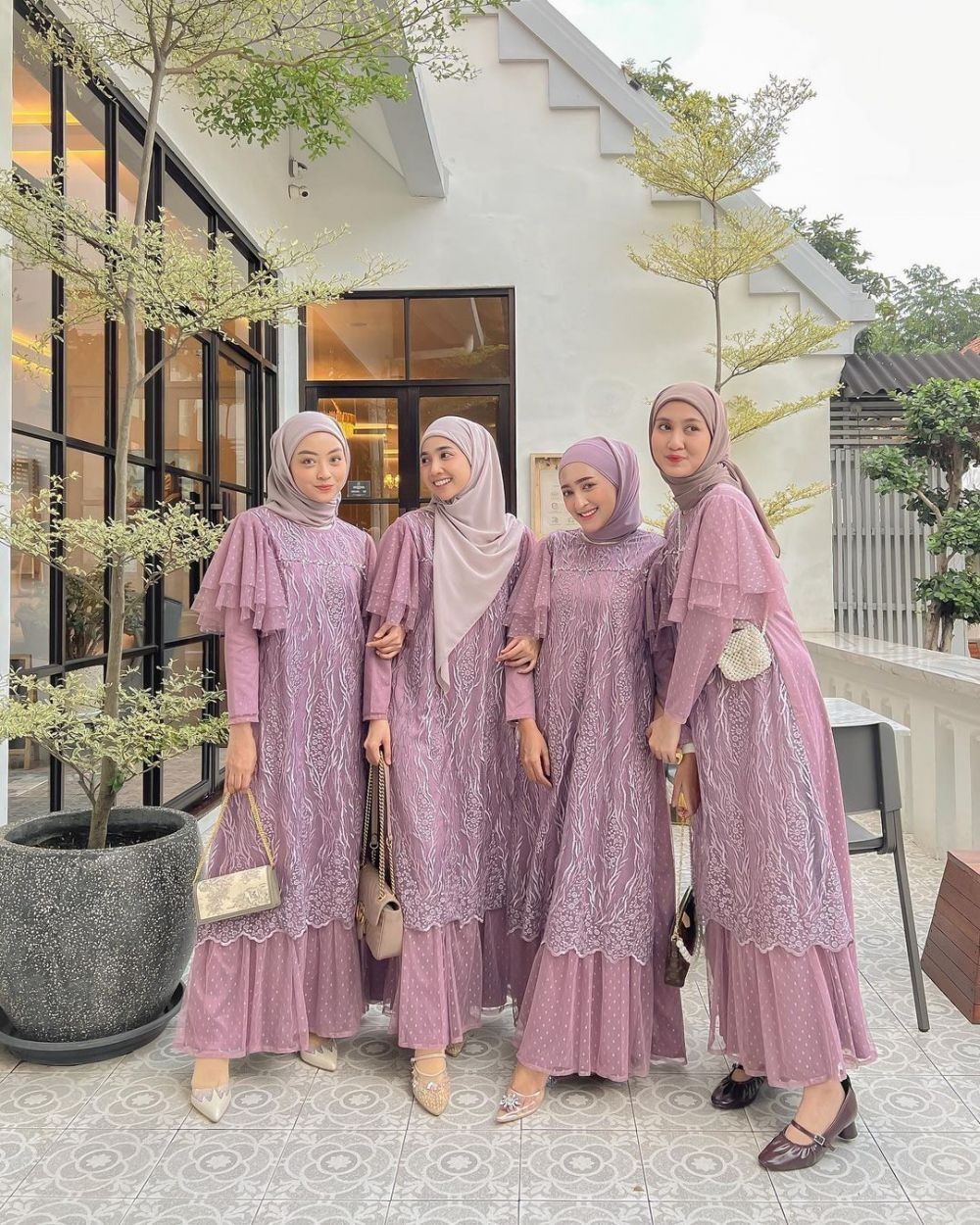 Dress on sale brukat hijab