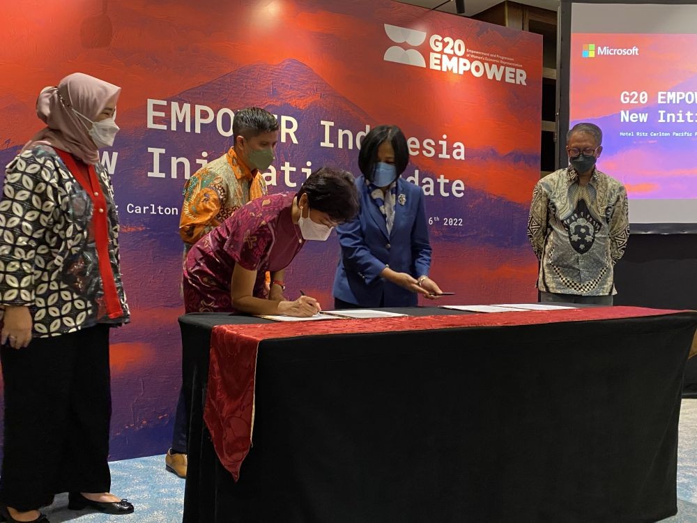 G20 Empower dan Microsoft Indonesia MoU Program Code; Without Barriers