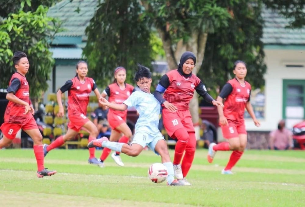 Striker Tim Sepak Bola Putri Lamongan Dipanggil Timnas U-18