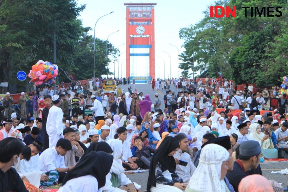 Sapi Simental dari Jokowi Dibagikan untuk Warga 19 Ilir Palembang