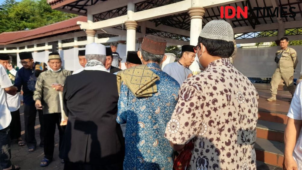 Senangnya Warga Kota Serang Bisa Salat Idul Adha Lagi di Alun-alun  