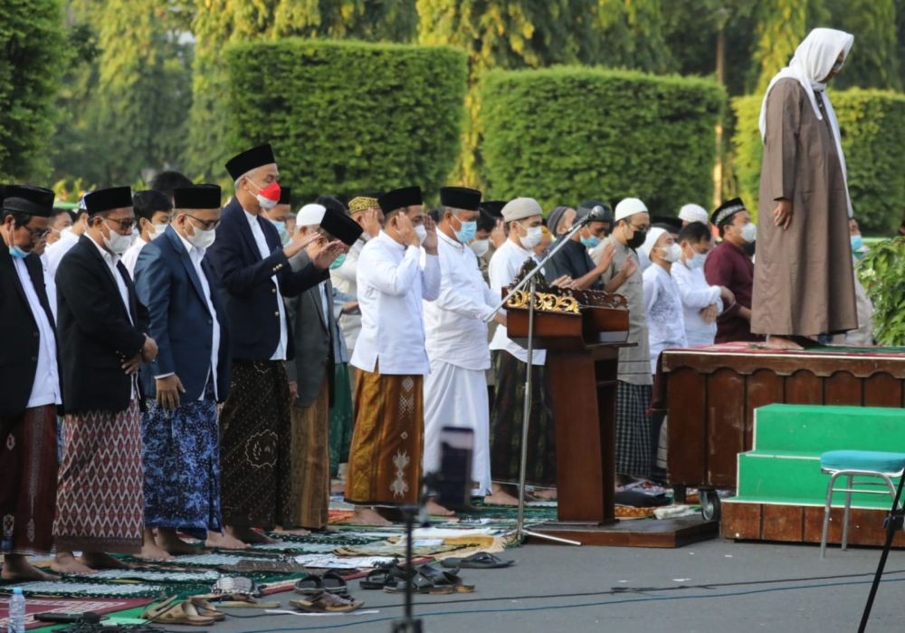 Masjid Baiturahman Semarang Direnovasi, Hewan Kurban Disembelih di Islamic Center