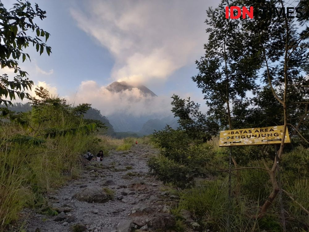 Misteri Bungker 'Menangis' Kaliadem di Gunung Merapi