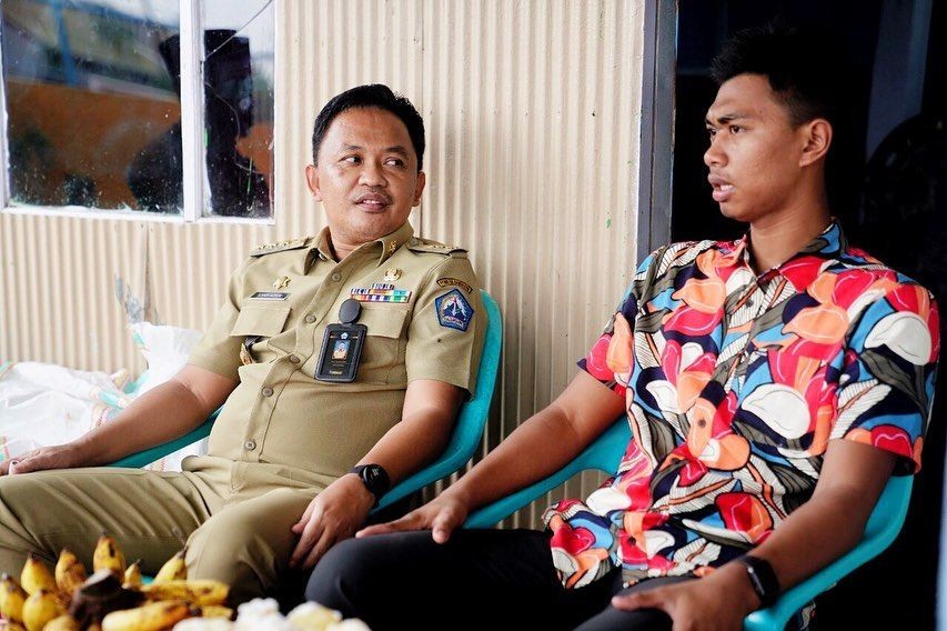 Ilham Azikin Bupati Bantaeng Yang Cermati Laporan Warga