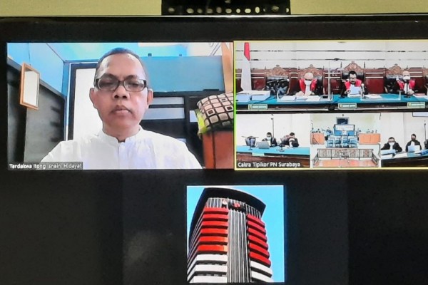 Eksepsi Hakim Itong Ditolak, Sidang Kasus Suap Lanjut Pembuktian