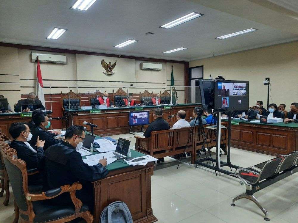 Eksepsi Hakim Itong Ditolak, Sidang Lanjut Pembuktian