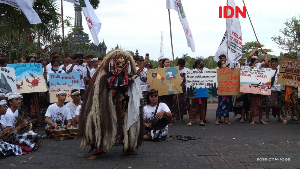 Masyarakat Adat Intaran: Gubernur Bali Jangan Lain di Bibir Lain di Hati