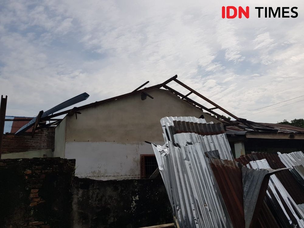 Puluhan Rumah di Kota Binjai Rusak Diterpa Puting Beliung