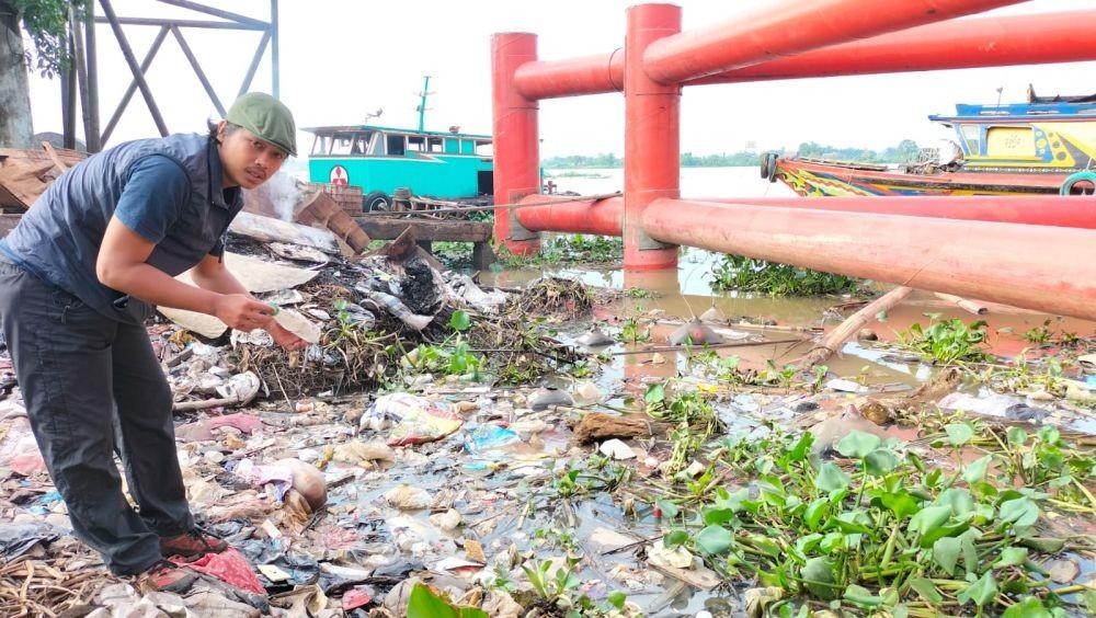 Pencemaran Mikroplastik, Sebab Ikan di Sungai Musi Sulit Bertahan