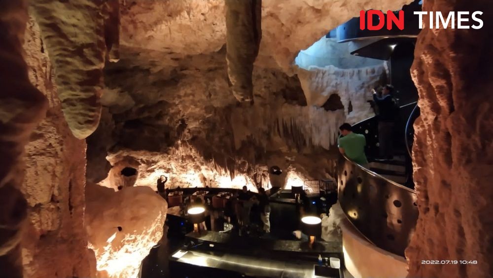 7 Fakta The Cave, Restoran dalam Gua di Hotel The Edge Bali