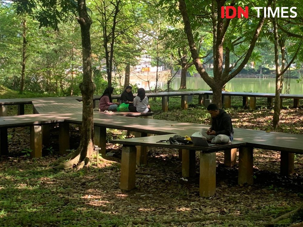 [FOTO] Piknik ke Hutan Unhas, Paru-Paru Kota Makassar