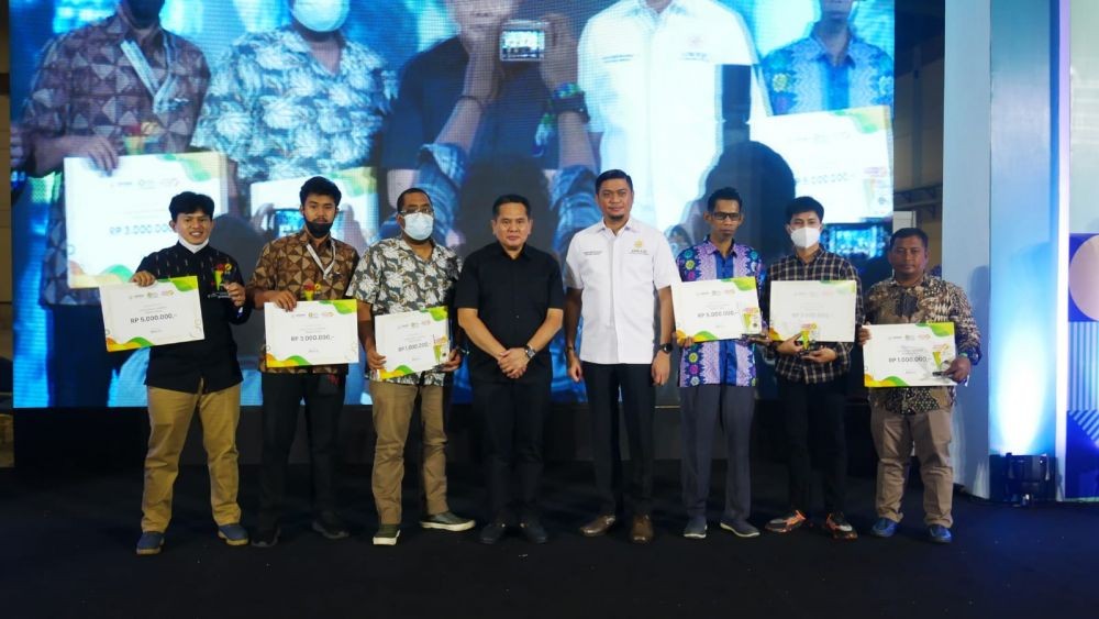 Reporter IDN Times Jabar Raih Peringkat 1 Anugerah Jurnalistik Apkasi