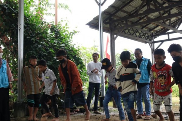 Rumah Literasi Ranggi, Perkenalkan Kembali Permainan Tradisional