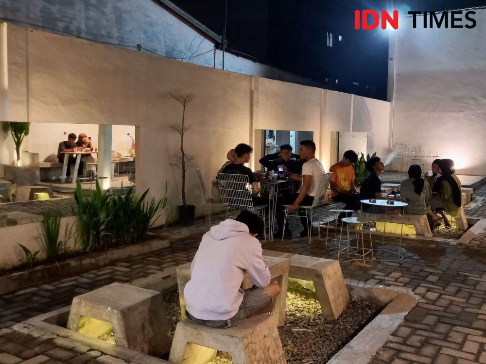 Langit Society, Tempat Ngopi Bertema Reflection di Marelan