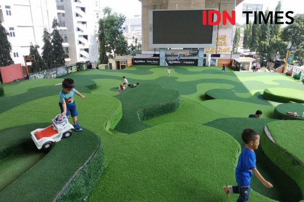 Membahagiakan Masyarakat Bandung dengan Kehadiran Taman Kota