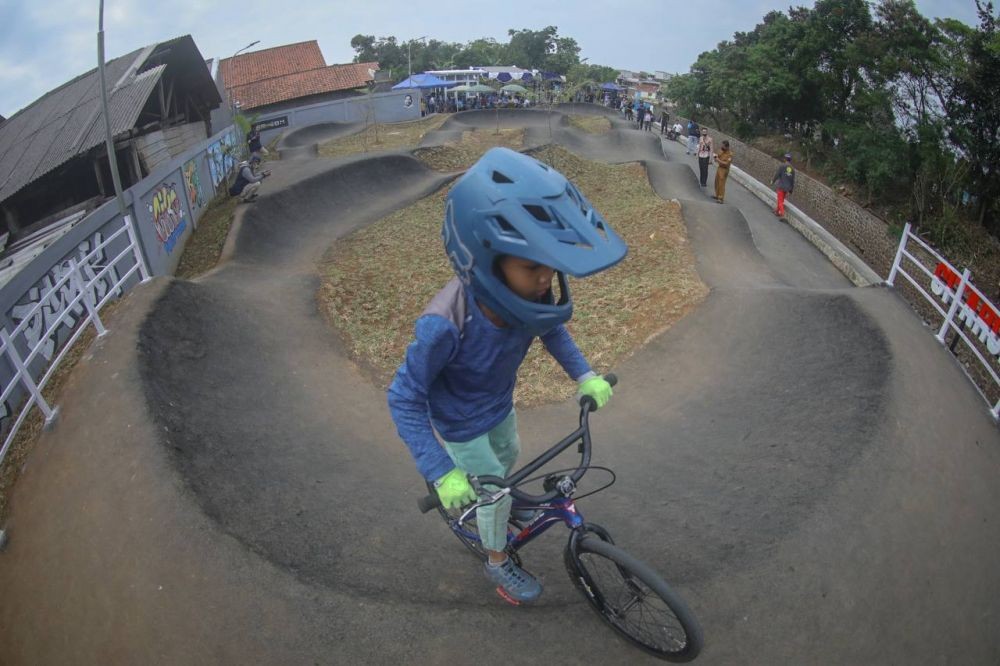 Membahagiakan Masyarakat Bandung dengan Kehadiran Taman Kota