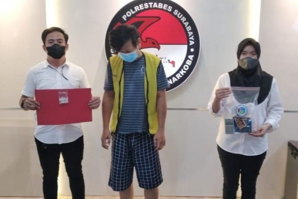 Juragan Bakwan di Surabaya Ditangkap Usai Edarkan Sabu 30 Kali