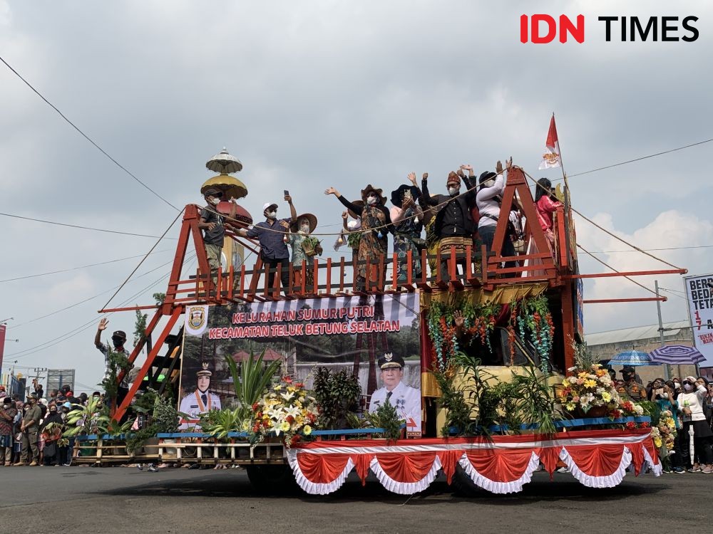Potret Pemenang Festival Mobil Hias Kota Bandar Lampung 2022, Kece!